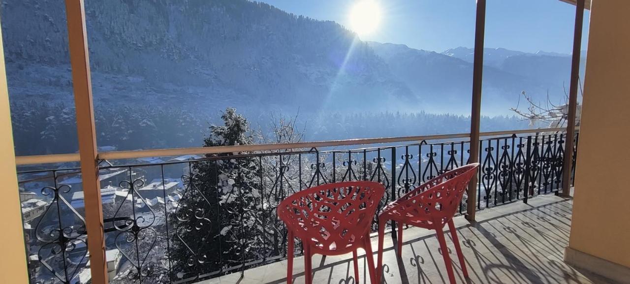 Bed and Breakfast Ambika Bliss Manāli Zewnętrze zdjęcie