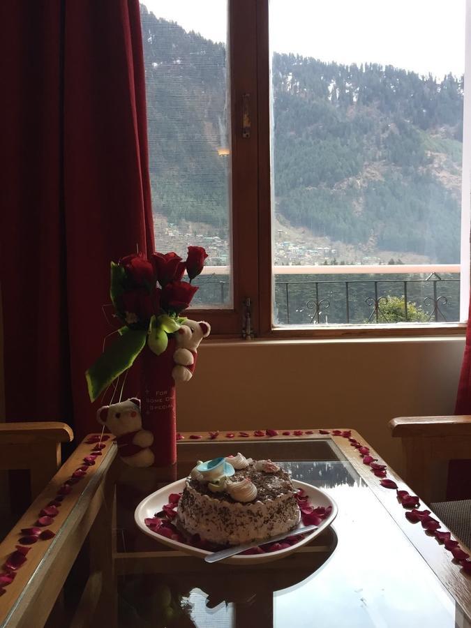 Bed and Breakfast Ambika Bliss Manāli Zewnętrze zdjęcie